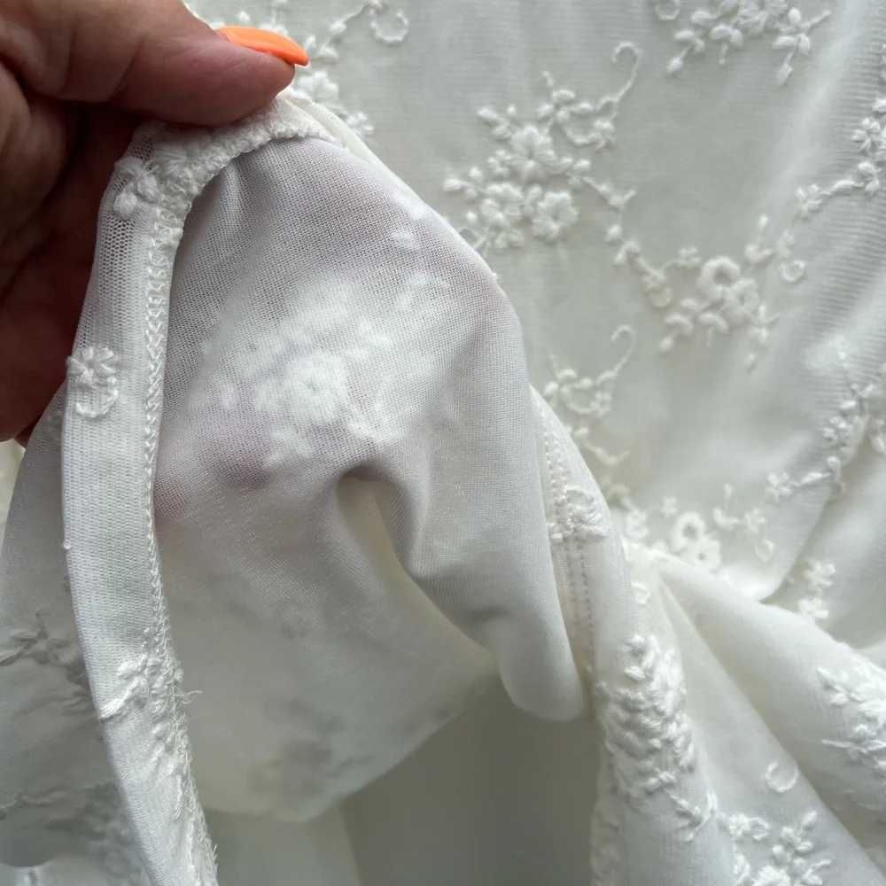 Liz Claiborne XL White Lace Embroidery Semi Sheer Long Sleeve Coquette Top NWT - Picture 12 of 15